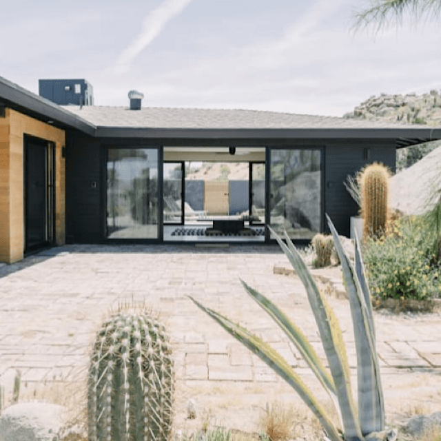 Villa Kuro - Serene Minimal Desert Hideaway