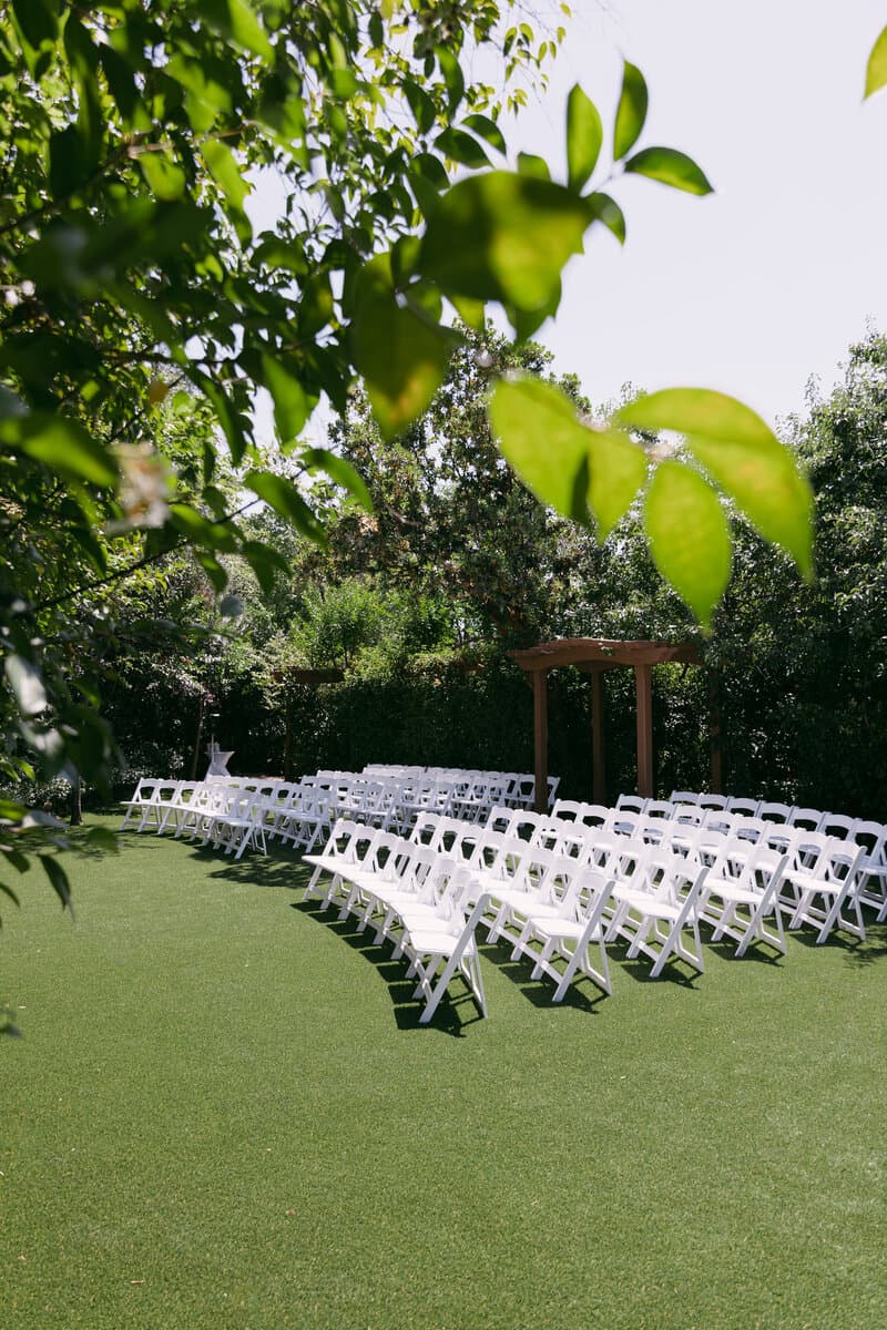 Ceremony & Cocktail Hour (Mon–Thu)