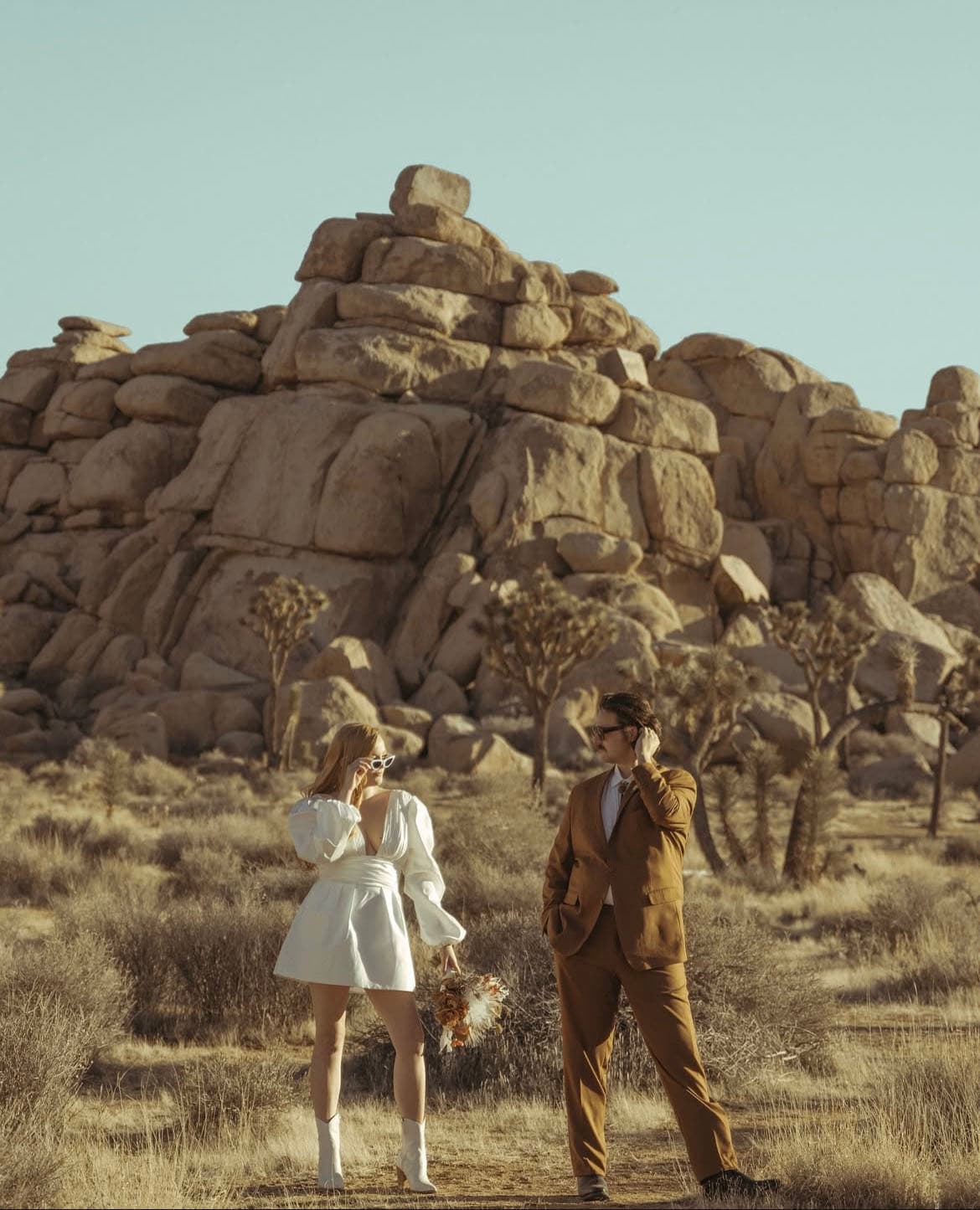 Abby & Josiah’s Chic Desert Elopement✨ portfolio 3