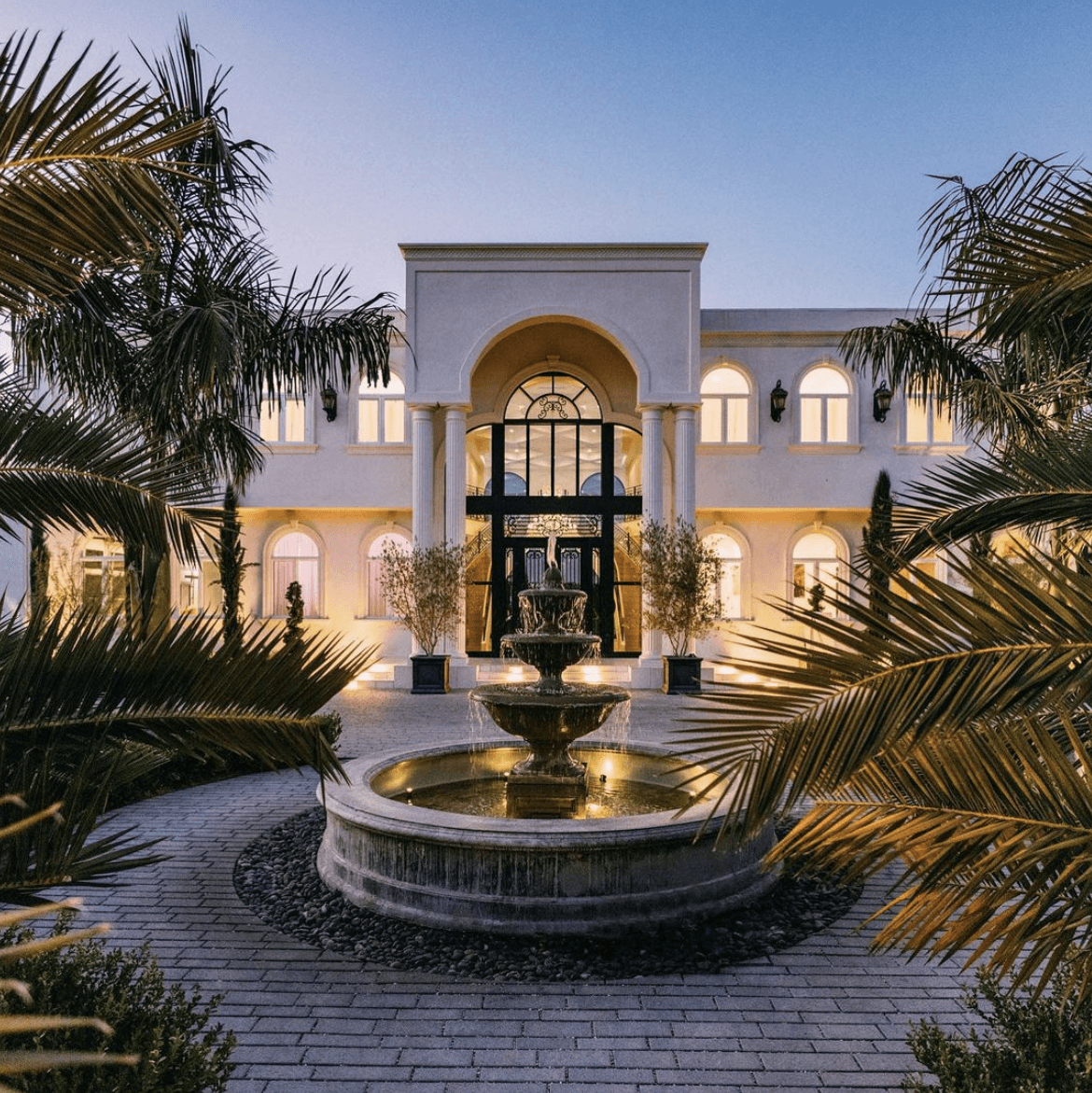 The Valley Villa