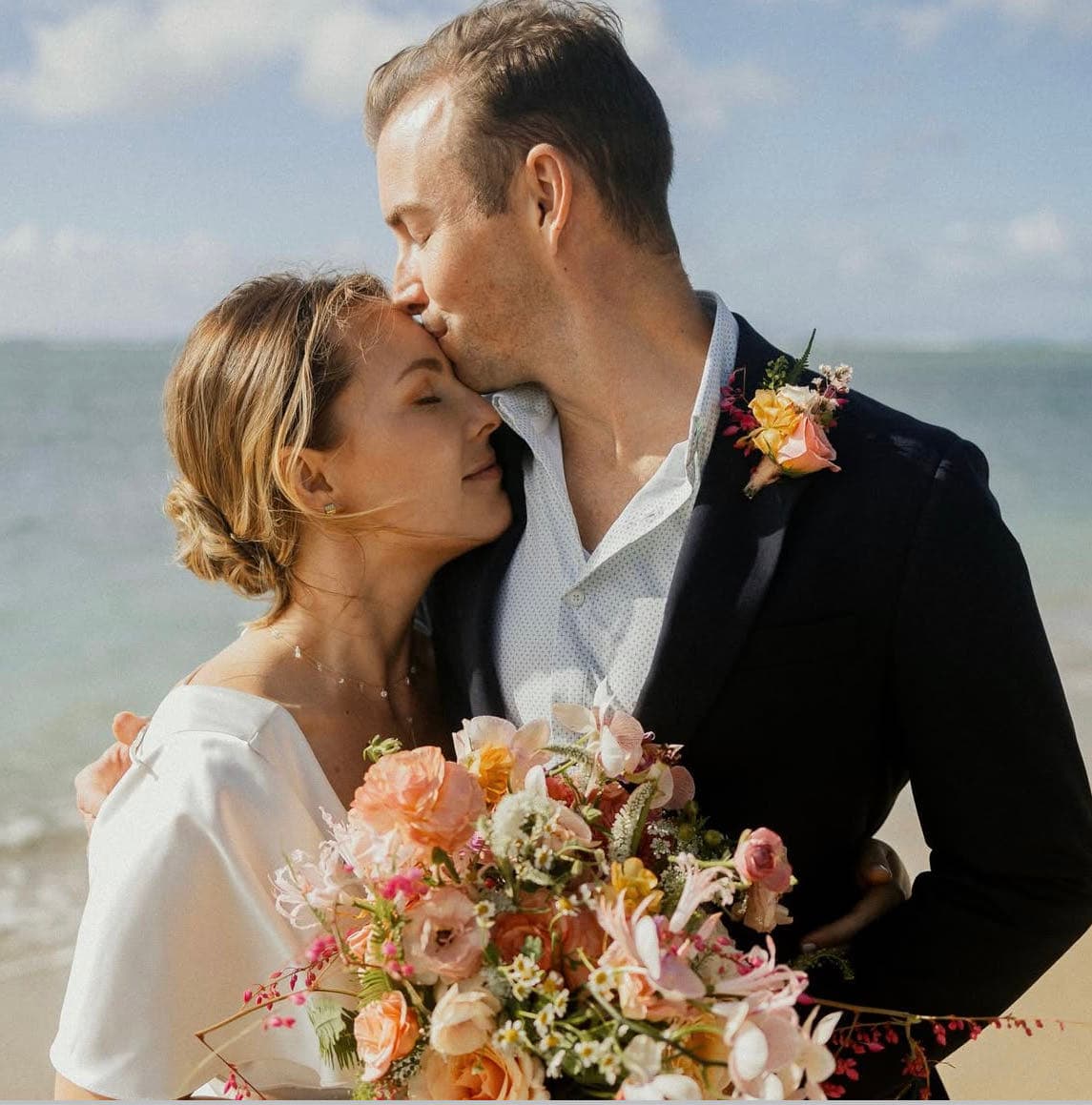 Kacie & Spencer’s O’ahu Elopement 🏝️ portfolio 7