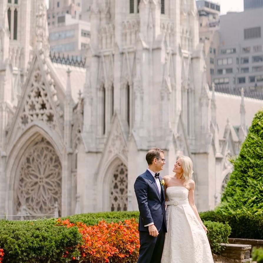 Personalized Unique Ceremony (10 Guests)