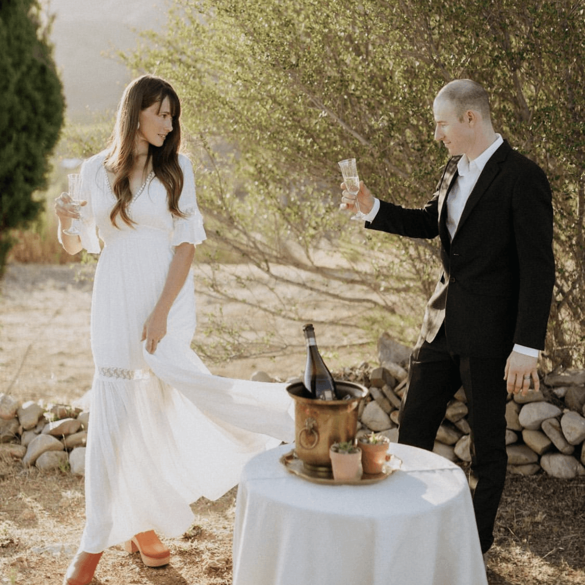 Pink Moment | 10 Guests