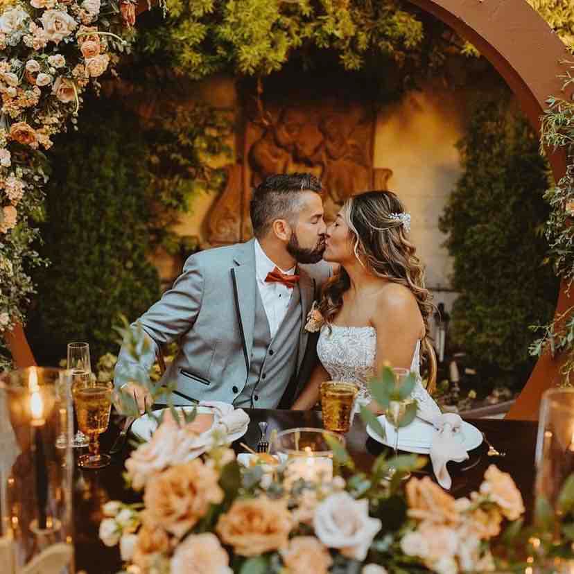 Un - Misery Business