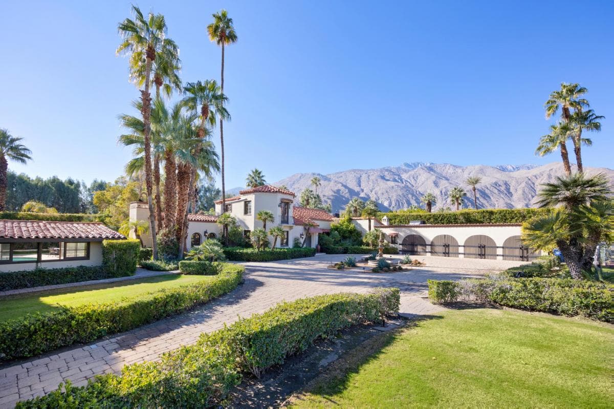 Lawn / Garden Grounds