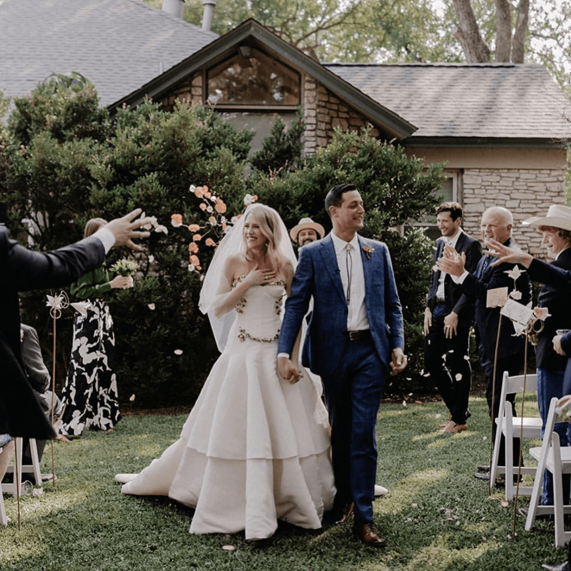 Mar-May & Oct-Nov | 200  