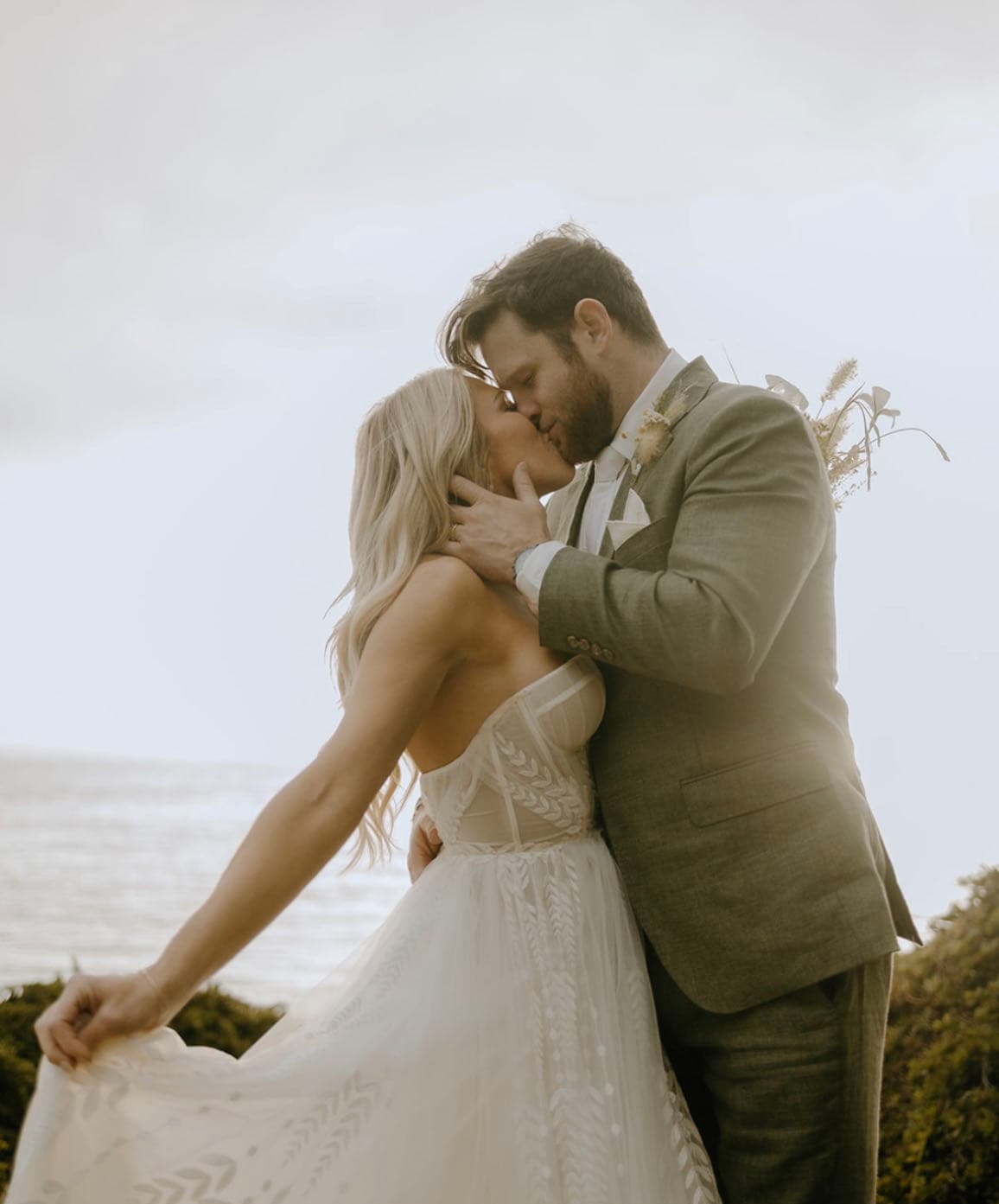 Anne-Marie & Tyler’s Big Sur Wedding✨ portfolio 4