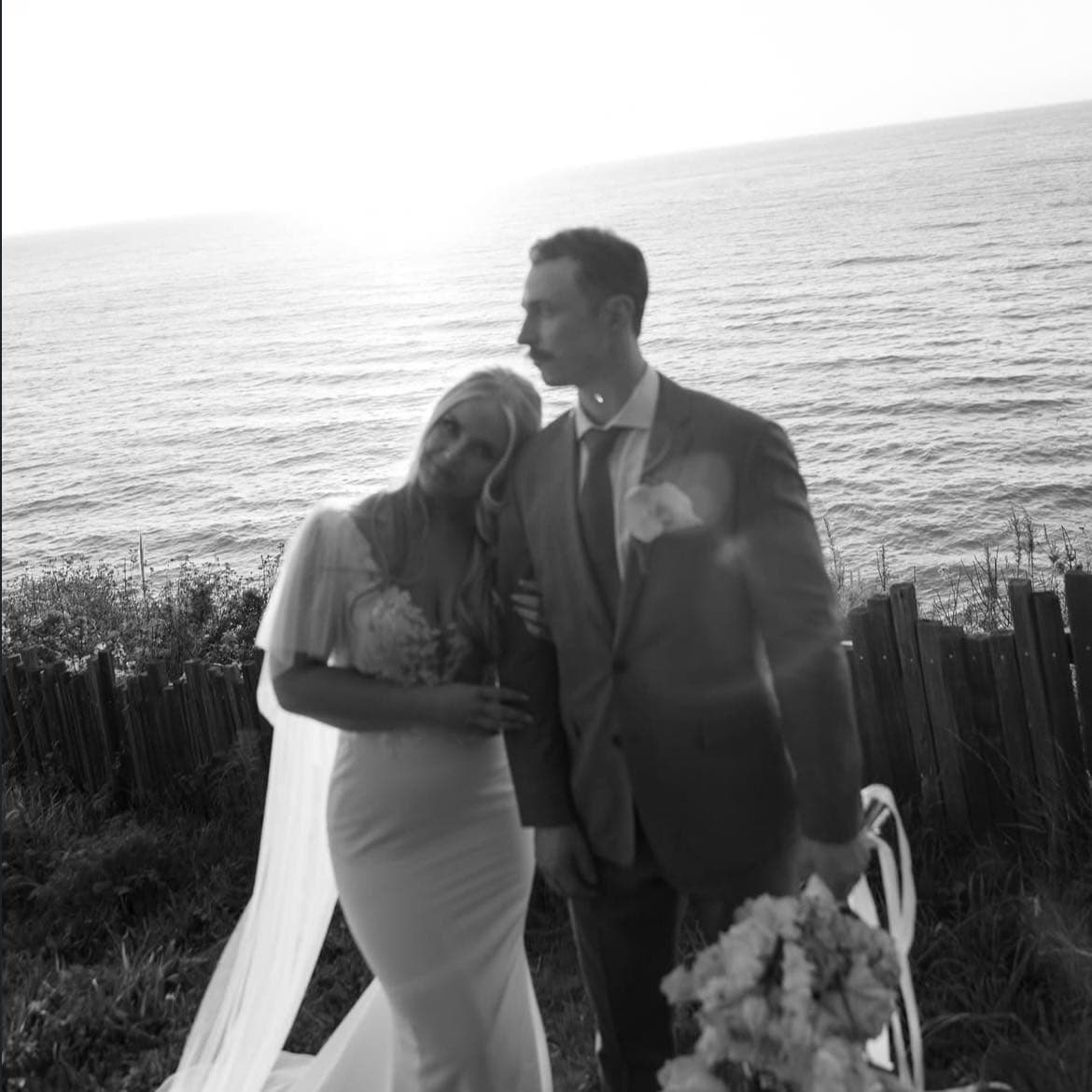Aly & Conner’s Wind & Sea Microwedding portfolio 8