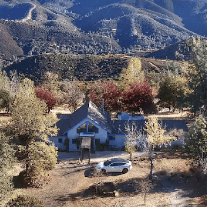 Stunning Yosemite Gold Rush Ranch House portfolio 5