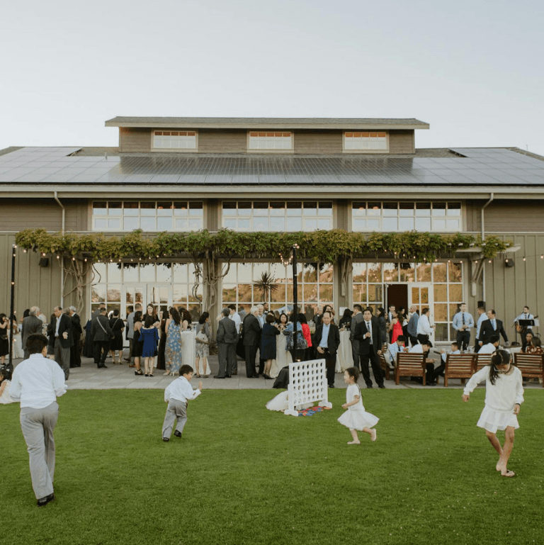 Saturday | 250 Guests
