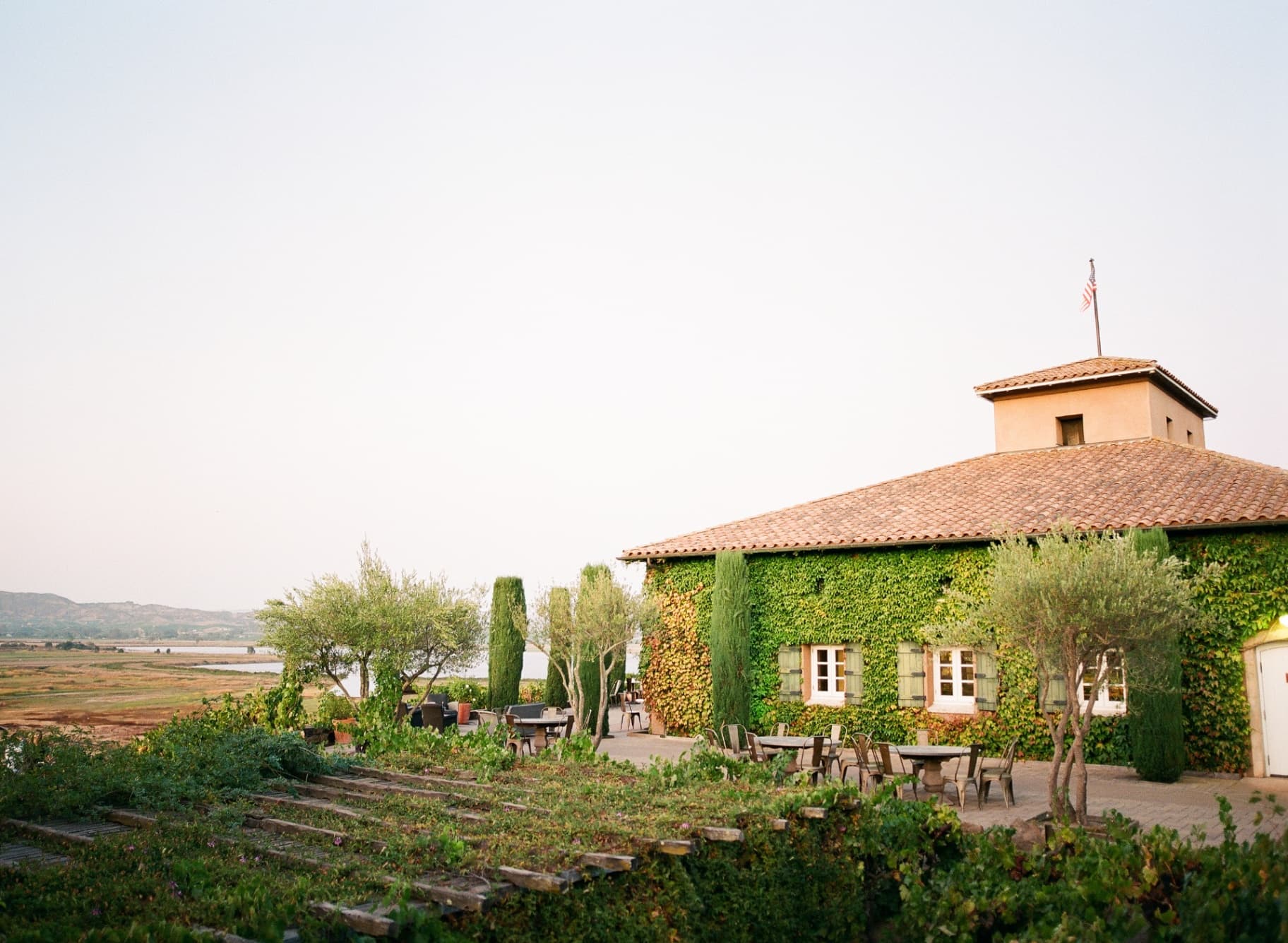 Friday/Sunday Wedding (Off-Season)