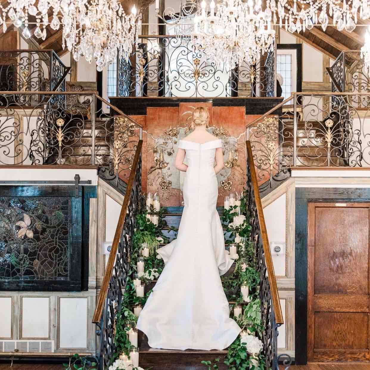 Chandelier Barn (Mon-Sat)