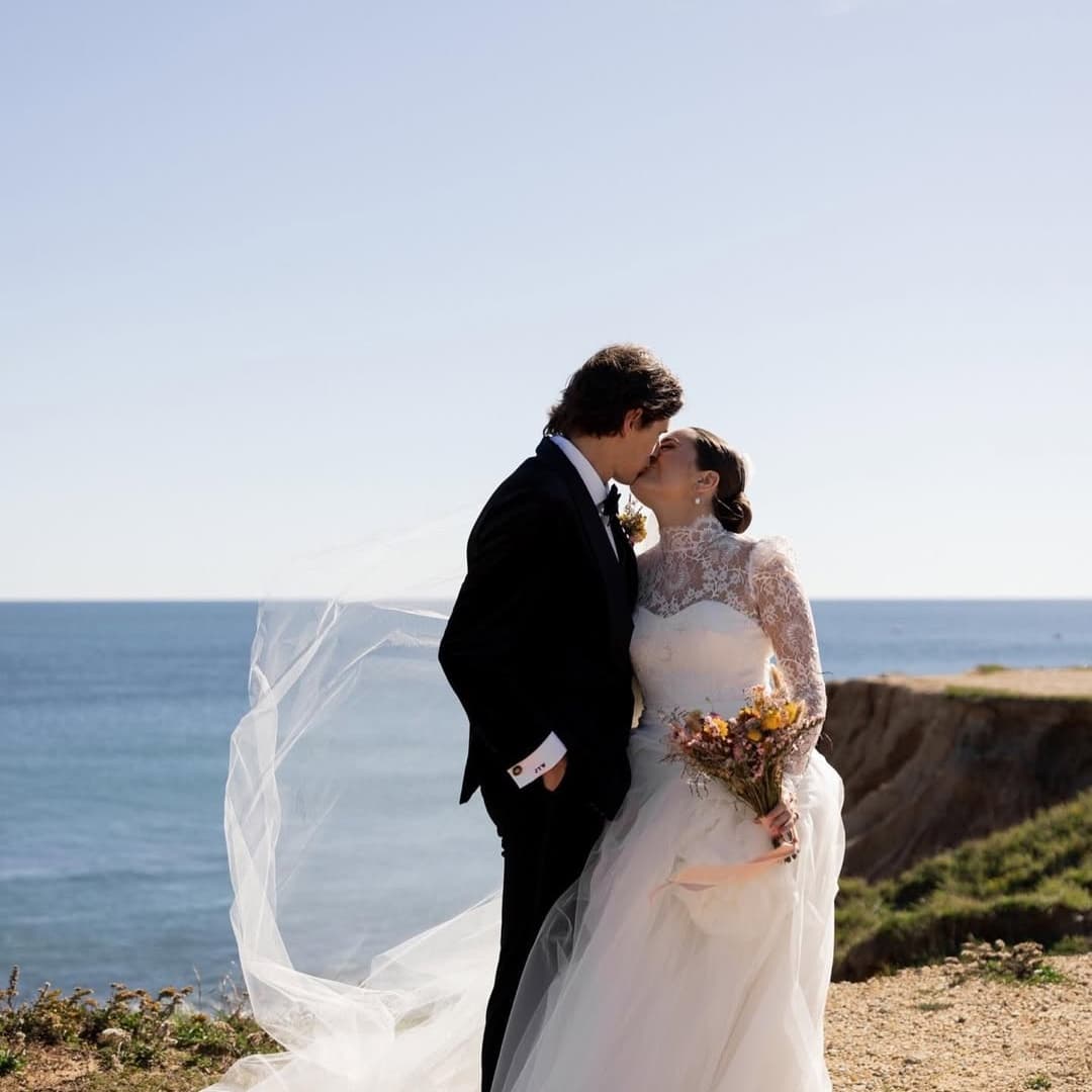 FULL-DAY WEDDING COVERAGE