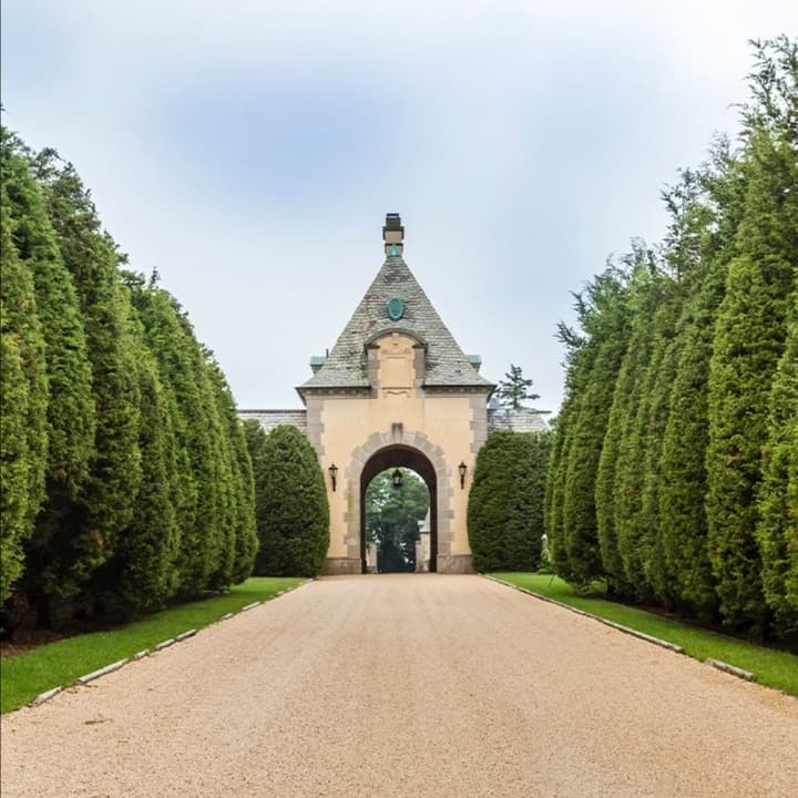 OHEKA CASTLE  portfolio 5