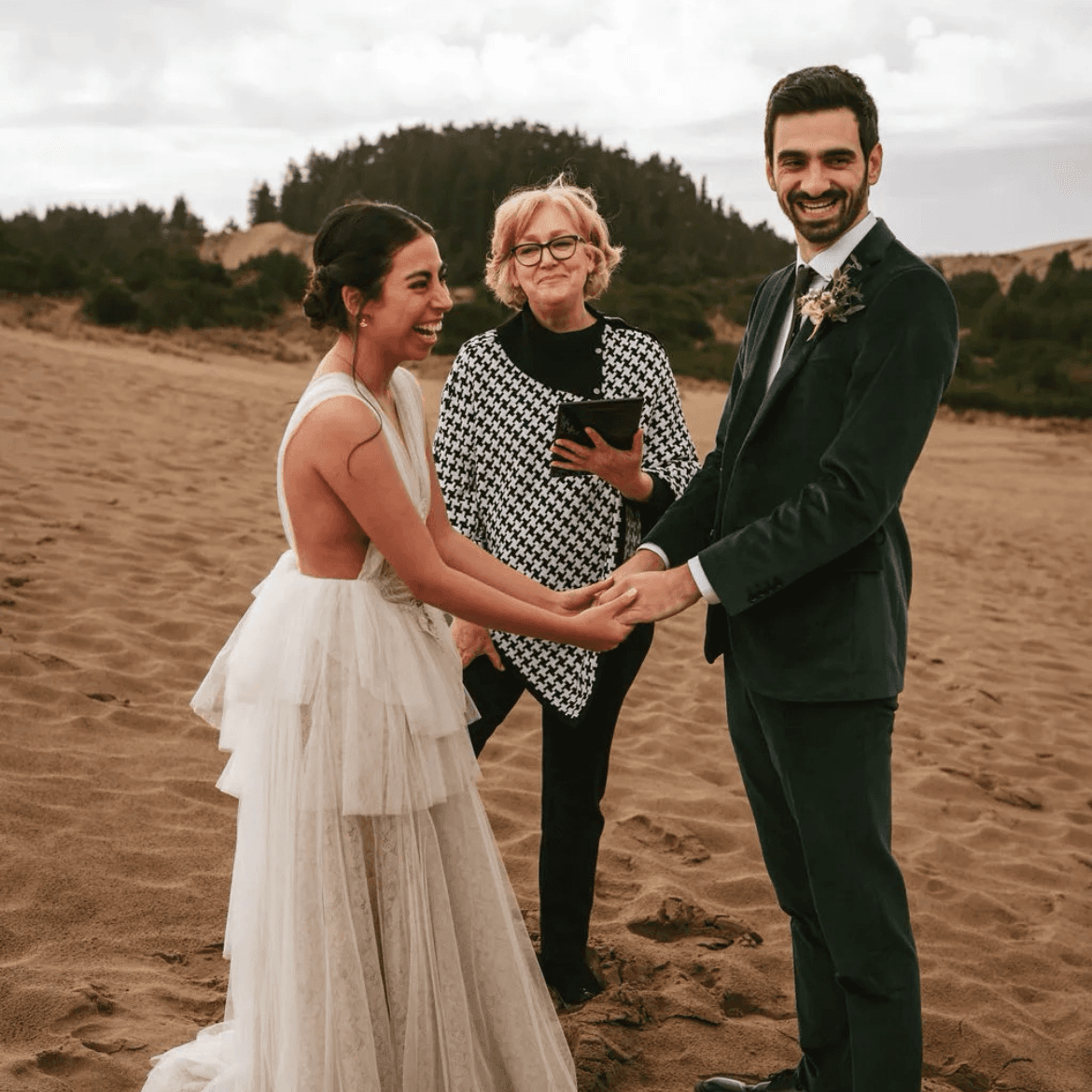 Southern Oregon Wedding Officiant