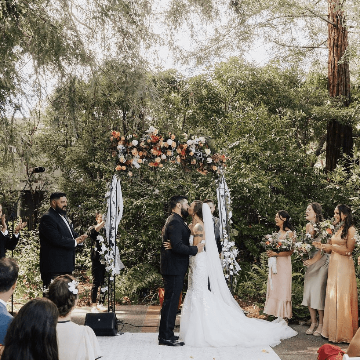 Fri & Sun | 140 Guests