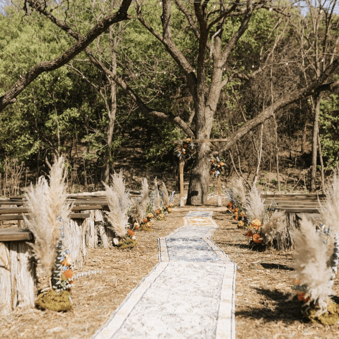 Elm Pass Woods - Wedding Festival and Event Venue