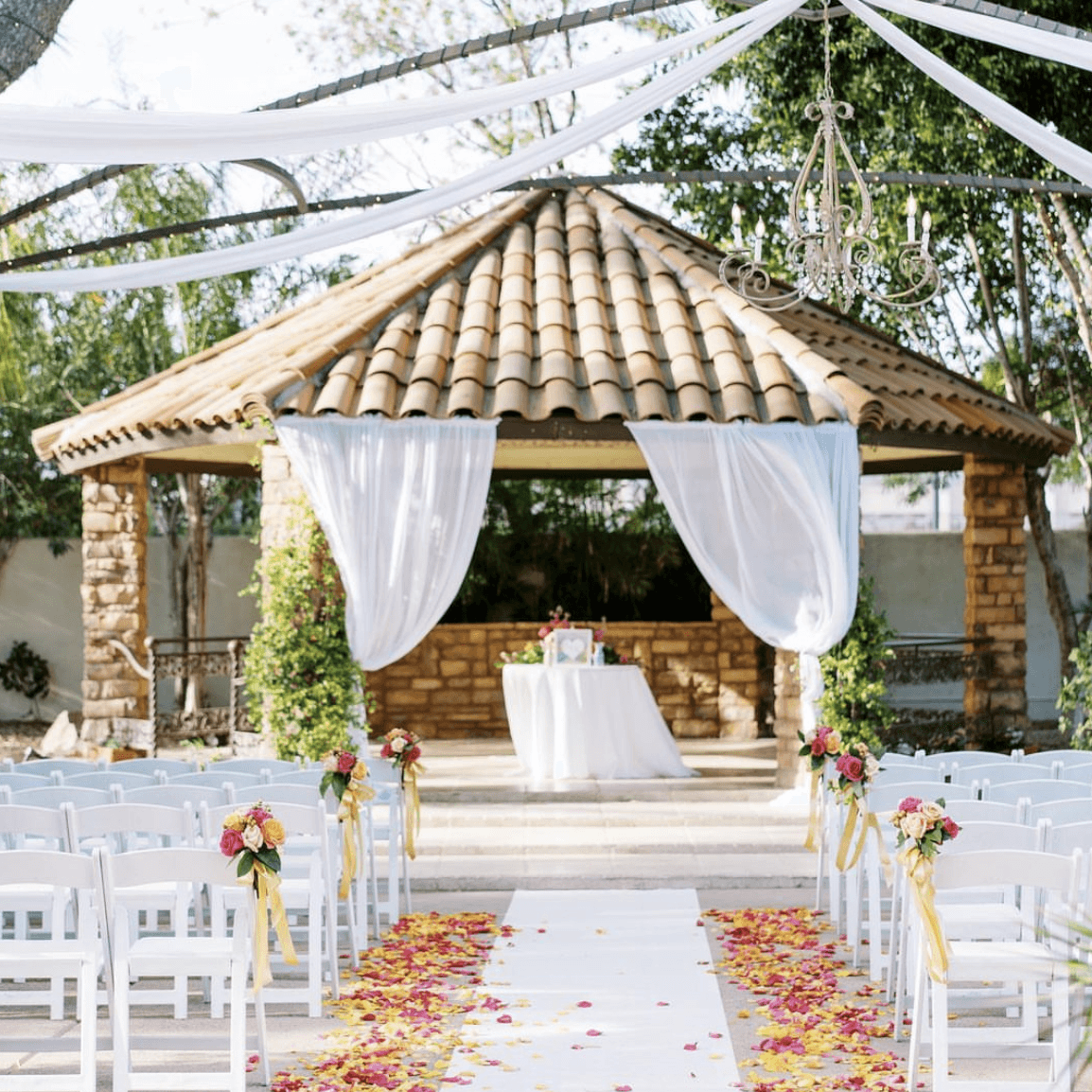 Garden Rose | 75 Guests