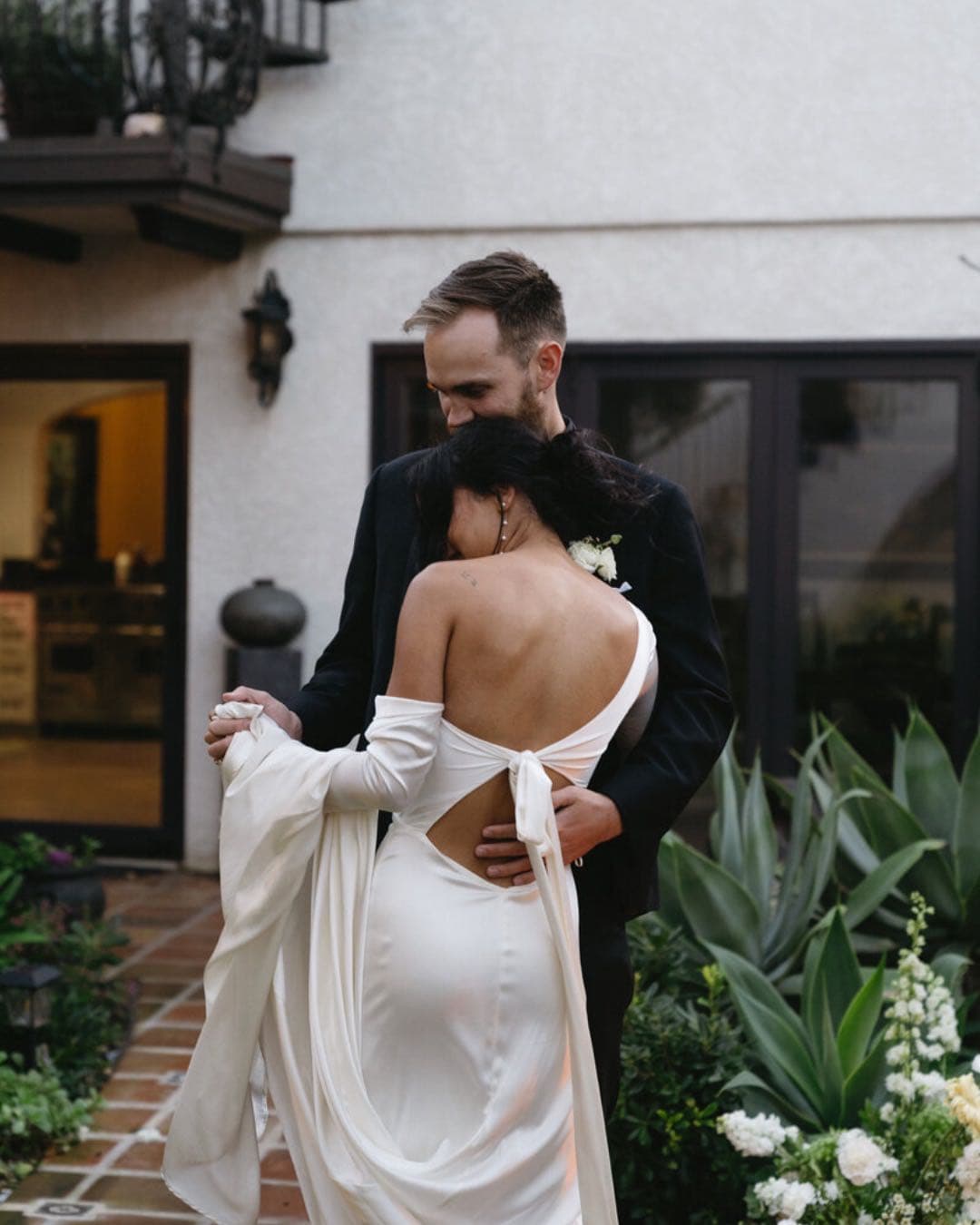 Kiana & Calvyn’s Cliffside Elopement✨ portfolio 10