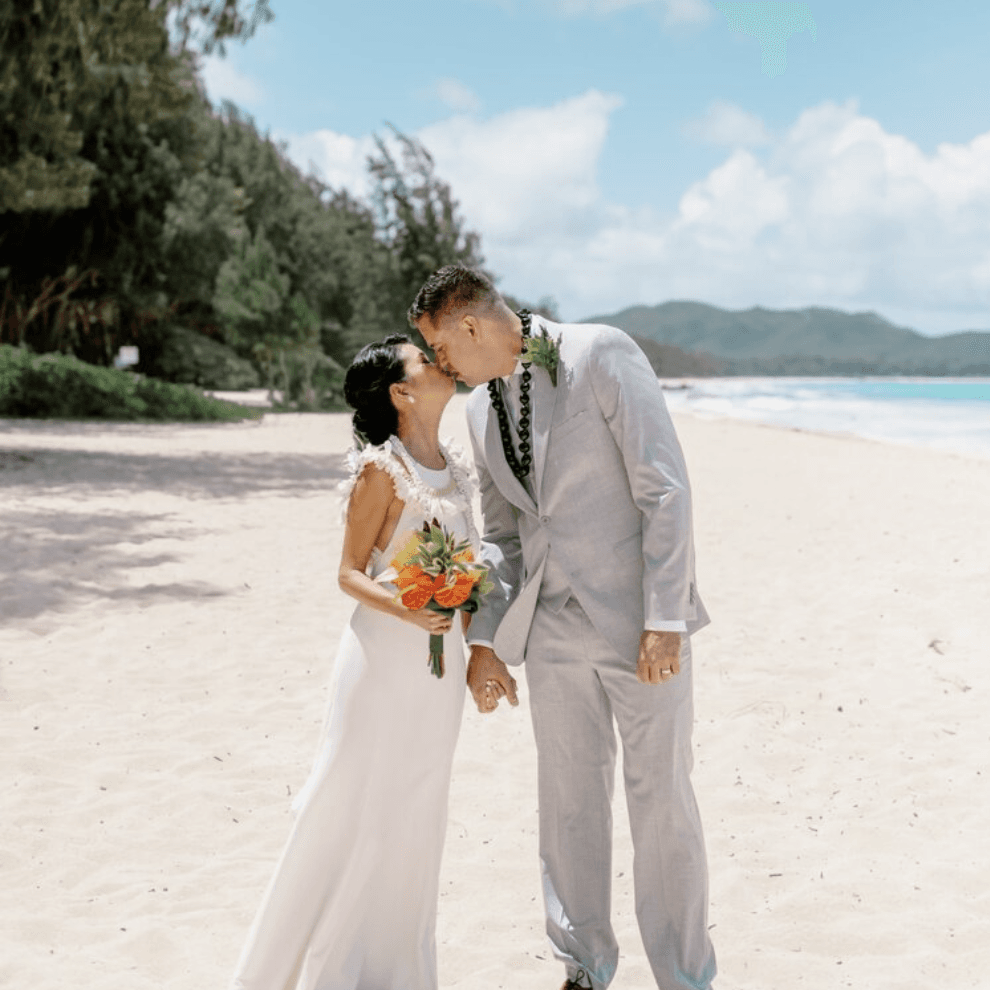Waimanalo Beach | Oahu Eopement 