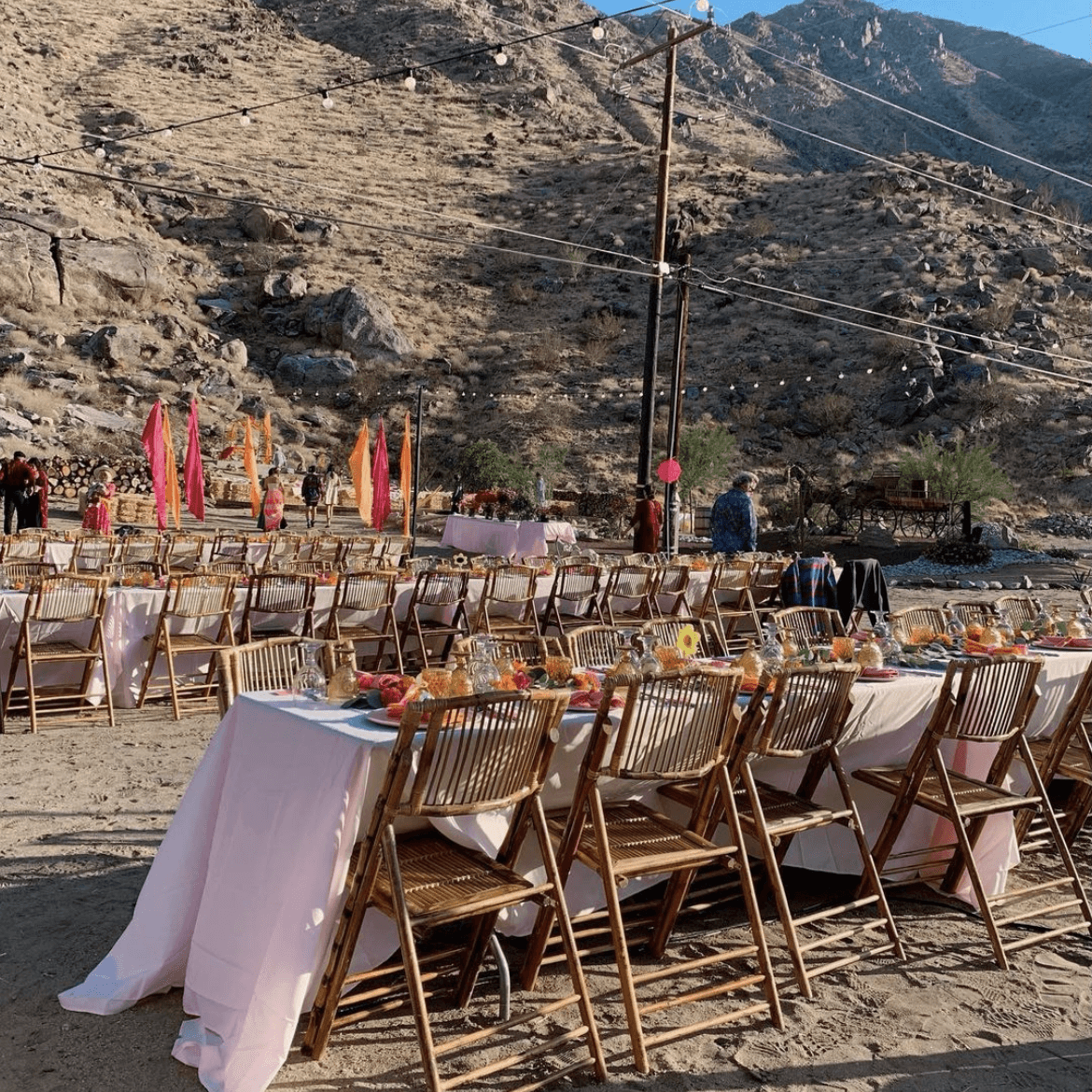 Weekend | 100 Guests