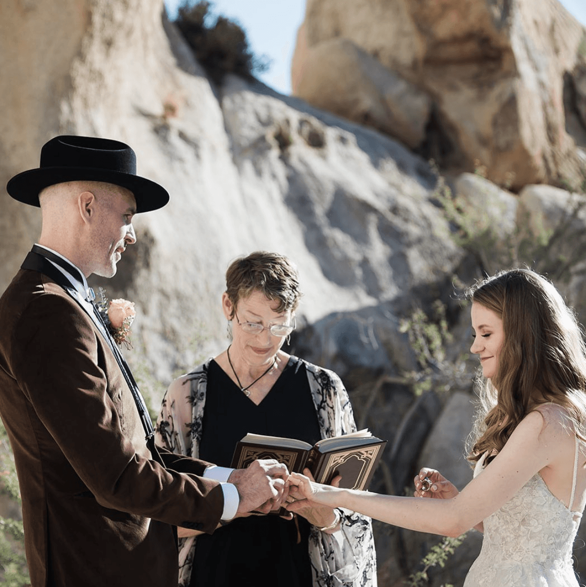 Wedding in the Desert portfolio 6