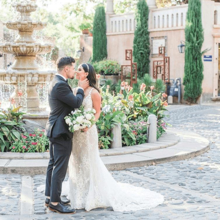 Patio de Las Campanas