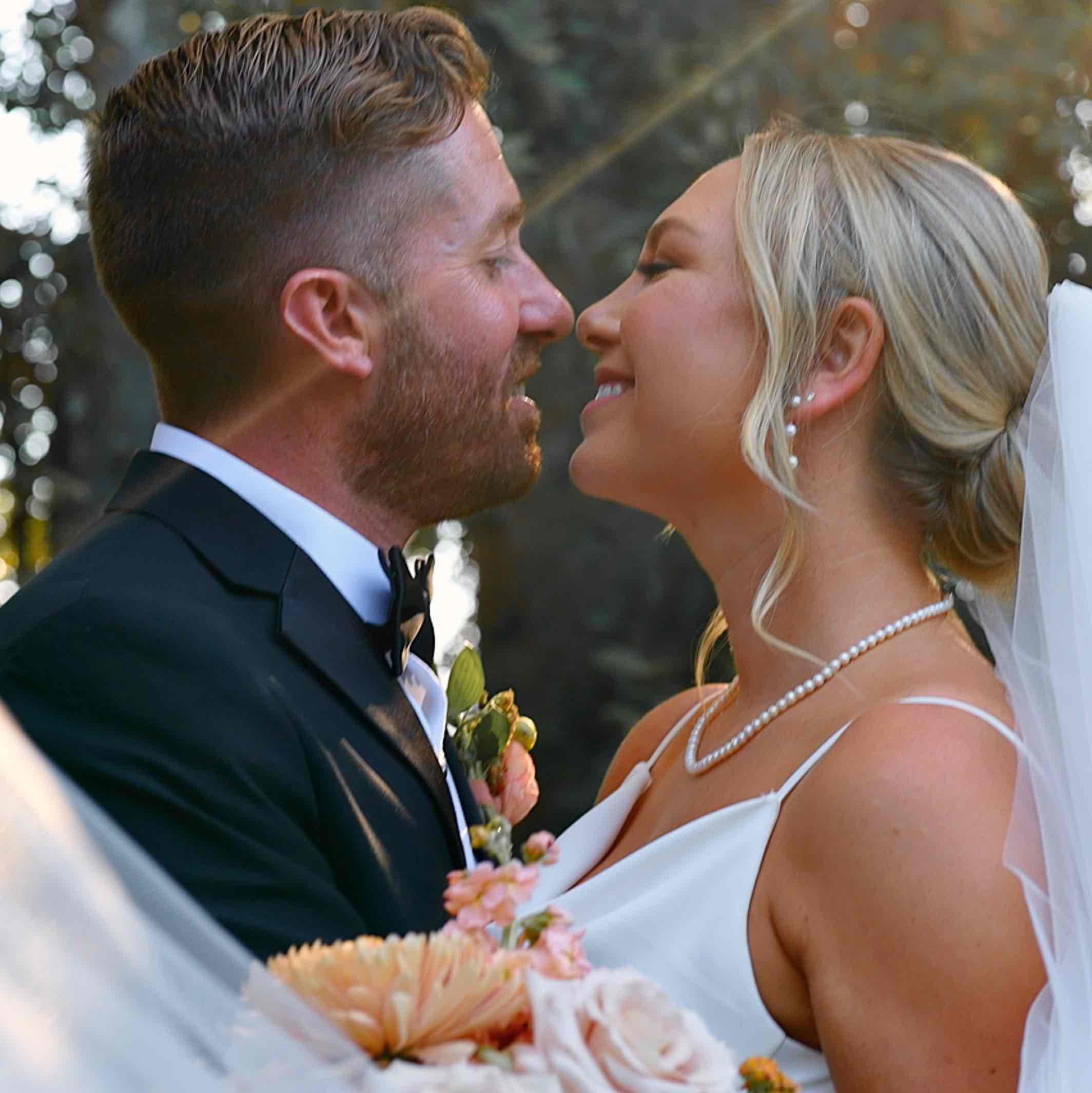 Nicole Emilíana Weddings