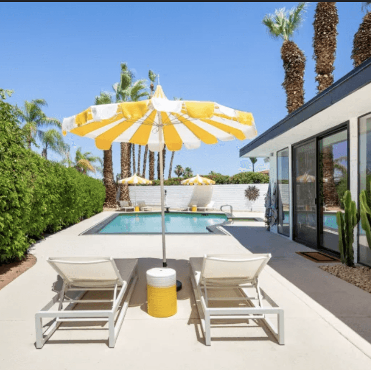 Bright and Colorful Glam portfolio 2