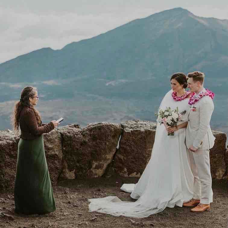 Chrissy Kapoor - Maui Ceremonies